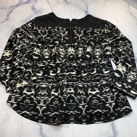 J. Crew Black White Blurred Ikat Top Blouse - Picture 5 of 8